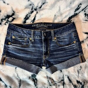 American Eagle Outfitters - Dark Blue Wash Denim Shorts (Size: 4)